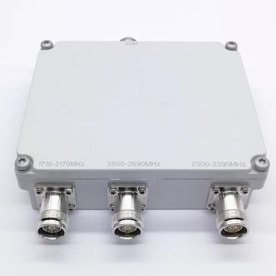 Combinador de PIM bajo de tres bandas 600-2170 2500-2690 3400-4000MHz 4.3-10-F DIN-F para equipos