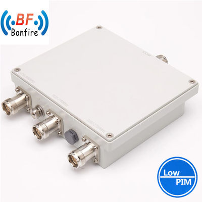HL-0727-31 62 7701 3301 Combinador RF de baja frecuencia de PIM de tres bandas para proyectos Ibs/Das