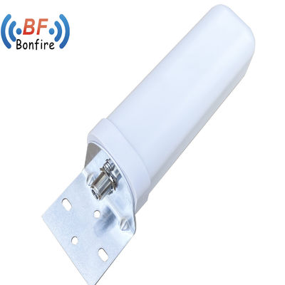 Antenna LTE omnidireccional a prueba de agua 698-3800MHz para una potencia máxima de señal 4G 5G