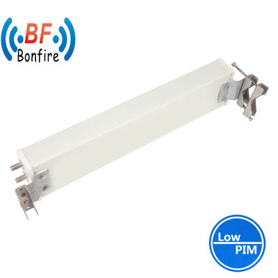Sistema de distribución al aire libre Antenna de banda ancha de doble puerto de microondas 885-960MHz/1710-2675MHz