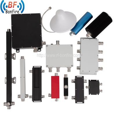 Uso en interiores Ocasión 698-2700MHz MIMO Direccional Panel Antena para 4G 5G Omni Antenna