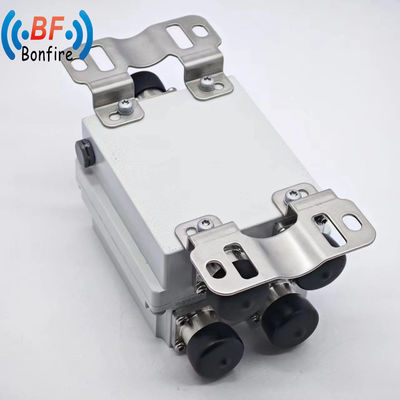 IP65 1710-2170MHz 2300-2690MHz Unidad de señal de RF Combinador duplexador de banda doble