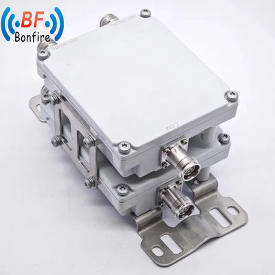 IP65 1710-2170MHz 2300-2690MHz Diplexador RF para interiores y exteriores con conector femenino 7/16DIN