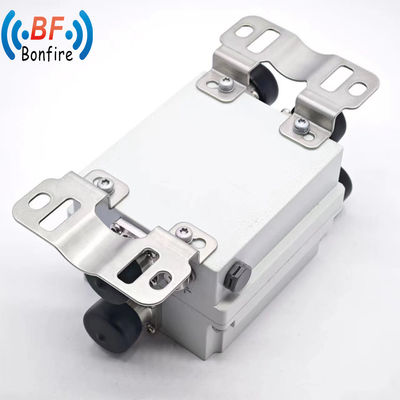 Interfaz IP65 para interiores y exteriores 4.3-10 F / DIN-F / DIN F Combinador de RF Quadplexer 2300-2700MHz