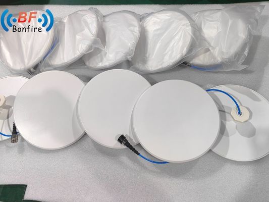 Antenna de techo Omni personalizada Siso 698-4000MHz 4G 5g Antenna móvil WiFi de alta ganancia