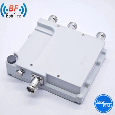 VHF UHF Duplexer 1710-2170MHz 2300-2690MHz Diplexer para el sistema de radio repetidor de dos vías