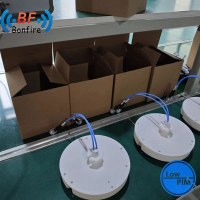 Antenna de techo Omni personalizada Siso 698-4000MHz 4G 5g Antenna móvil WiFi de alta ganancia