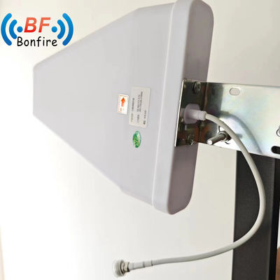 Antenna de hongo compacta para la amplificación de la señal RF de 698-4000 MHz en entornos interiores