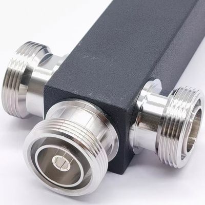 Ultra banda ancha 2/3/4 Way Low Pim Reactivo Splitter de alta potencia 698-3800MHz DIN F