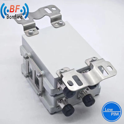 Combinador de acoplamiento híbrido de 300W 4X2 1710-2170MHz 2300-2690MHz N-F para Ibs BTS Performance