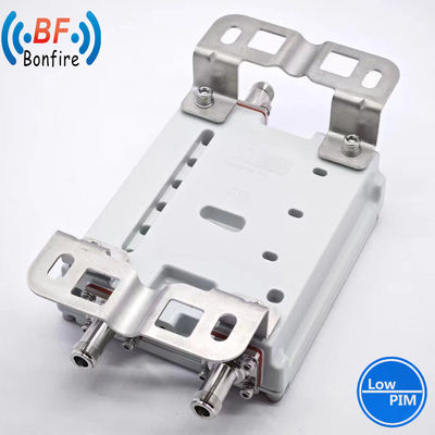Compacto 4.3-10 F / DIN-F Interfaz RF Triplexer Combinador para la comunicación crítica
