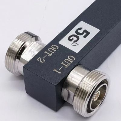 GFQ-0338-X3301 Gris / Rojo / Negro / Personalizado 2 Way High Power Splitter para DAS IBS 350-3800MHz