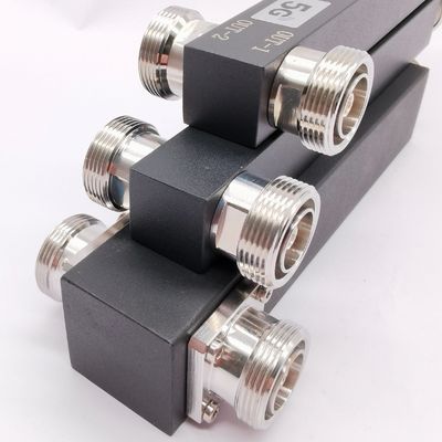 GFQ-0338-X3301 Gris / Rojo / Negro / Personalizado 2 Way High Power Splitter para DAS IBS 350-3800MHz