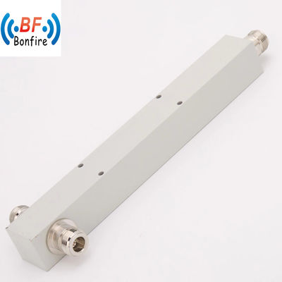Interfaz N-F GFQ-5060-21101 Dividor de potencia de pulso de dos vías para solución interna 5000-6000MHz