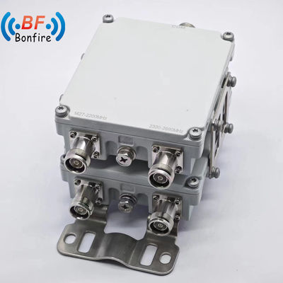 1710-1880 1920-2170 2300-2400 2500-2700MHz Combinador diplexador con 4.3-10f Interfaz DIN-F