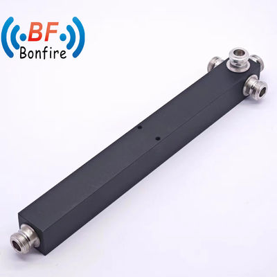 IP65 Low Pim RF 4 Way Reactive Power Splitter Divider con un excelente rendimiento PIM