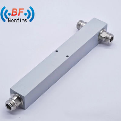 4.3-10 F Interfaz RF Divididor de energía pasiva para banda ancha 698-4200MHz Pim-160dbc IP67