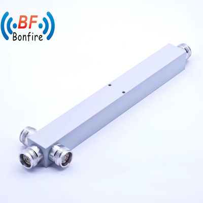 GFQ-0738-X7701 Alta potencia baja Pim 698-4200MHz 3 Way Power Splitter con conector femenino 4.3-10