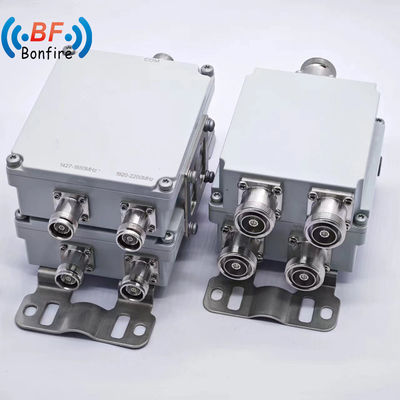 Triplexador gris/rojo/negro 698-960 1710-2170 1920-2710 2300-2400 2500-2700MHz RF Diplexador de doble banda combinador para DAS IBS