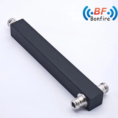 2 Way Power Splitter 617-4000MHz N Femenino IP65 Coser 22.00cm * 7.00cm * 4.00cm Tamaño del paquete