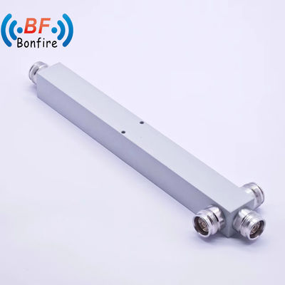 0.510kg Paquete Peso Bruto OEM/ODM Divididor de energía de 3 vías 617-4000MHz SMA Femenino