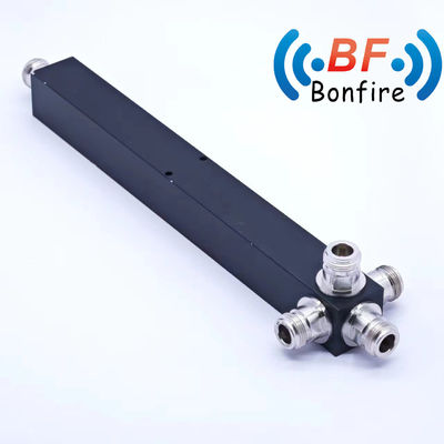 4 Way Power Splitter/ Divider SMA Femenino para el interior/exterior Las soluciones 617-4000MHz Gris