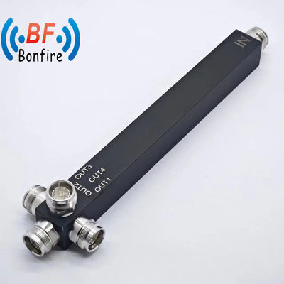 2400-6000MHz NF Conector 4 Way Power Splitter Paquete tamaño 22.00cm * 7.00cm * 4.00cm