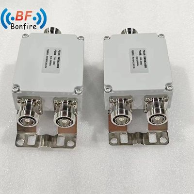 Combinador de banda doble de baja Pim -160dbc 2300-2400 2500-2700MHz con conector femenino DIN