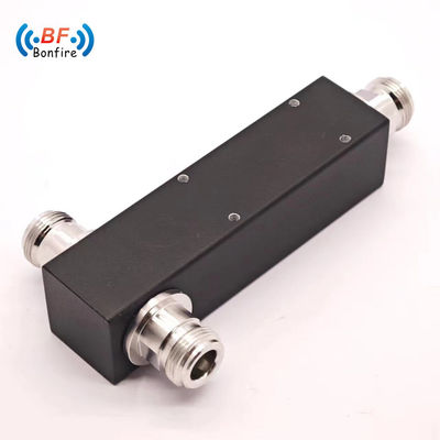 Baja pérdida de inserción baja Vswr 5000-6000MHz 50W 2 Way Power Splitter N Femenino IP60 para Ibs/Das