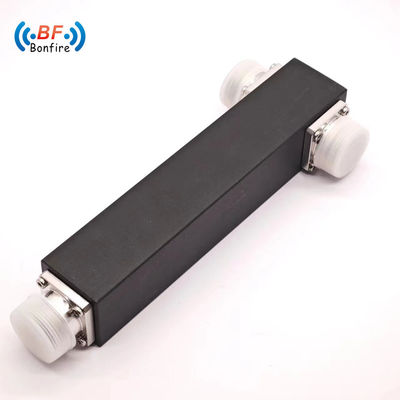 0.510kg Paquete 5000-6000MHz Divididor de dos vías DIN Femenino para interiores y exteriores IP65