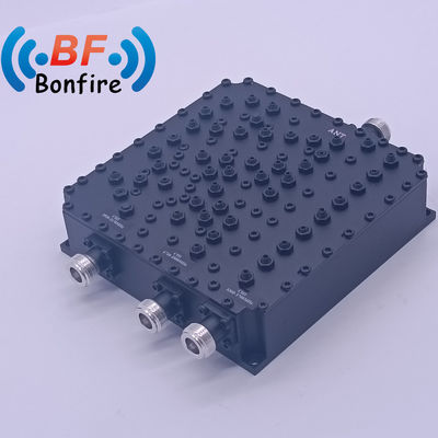 HLQ-XXXXX Combinador de tres bandas 1710-1880 1920-2170 3300-3700MHz con 4.3-10-F DIN-F N-F