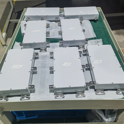 4.3-10-F Interfaz de acoplamiento híbrido 4 en 4 de 698-4000MHz 2.000kg Peso bruto del paquete