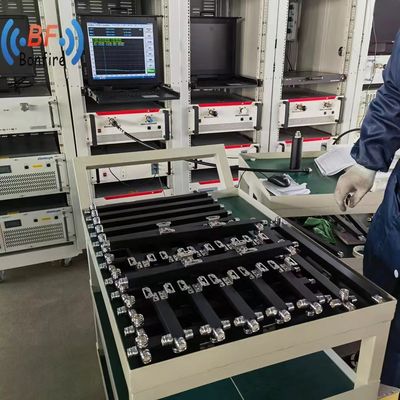 GFQ-XXXXXX 698-3800MHz Dividor de potencia de baja pérdida de inserción para sistemas de telecomunicaciones
