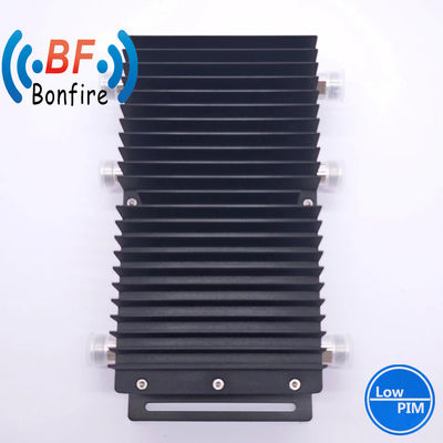 4.3-10 Femenino -160dbc 300W 4 en 4 fuera Combinador híbrido para el edificio Das 698-3800MHz