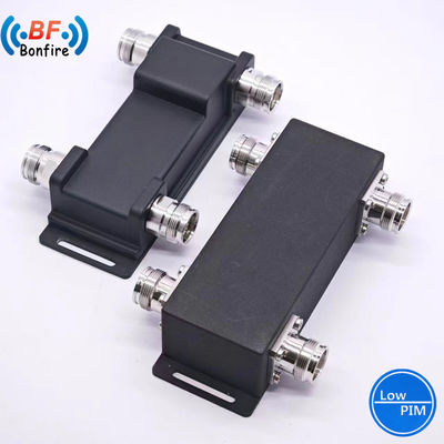 12.00cm * 7.00cm * 4.00cm 617-3800MHz 2 de 1 en 3dB Combinador híbrido N Mujer