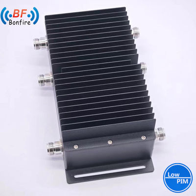 Combinador híbrido 698-4000MHz RF acoplador híbrido de banda ancha 4X4 Combinador en rojo personalizado