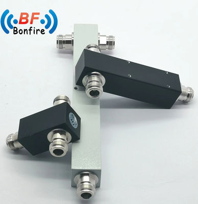 300W 350-3800MHz 3 Way Power Splitter con N conector femenino en interiores y exteriores IP65