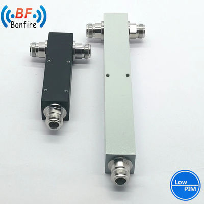 698-4000MHz 300 N Conector de tipo femenino de 2 vías con cavidad redonda