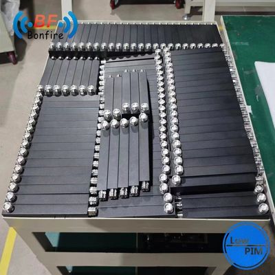 Combinador de divisores de potencia RF de 2 vías con interfaz N-F/4.3-10-F/DIN-F y rango de 698-3800 MHz