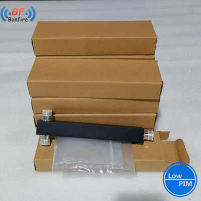 Combinador de divisores de potencia RF de 2 vías con interfaz N-F/4.3-10-F/DIN-F y rango de 698-3800 MHz