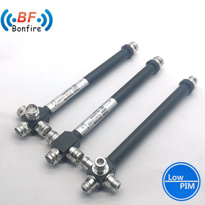 Tamaño del paquete 22.00cm * 7.00cm * 4.00cm Divisores de energía de 2 vías con conector Qn