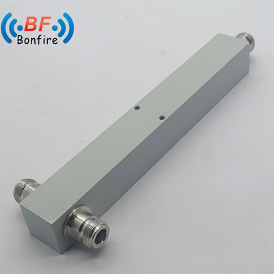 IP65 interior/exterior Maniron GFQ-698-3800MHz Pim bajo -160dbc Cavidad Divididor de energía RF de 2 vías