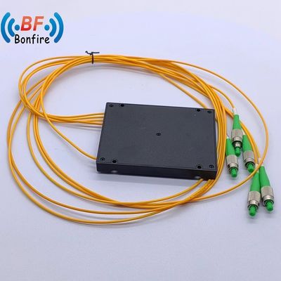 1*4 PLC splitter de modo único 0,500 kg con tamaño de paquete 25,00cm * 20,00cm * 10,00cm
