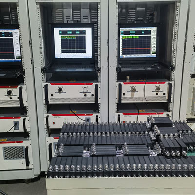 Acopladores de RF direccionales reactivos para comunicaciones inalámbricas