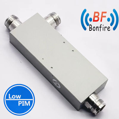 300W N Femenino IP65 bajo VSwr 698-2700MHz acoplamiento de cavidad del acoplador direccional