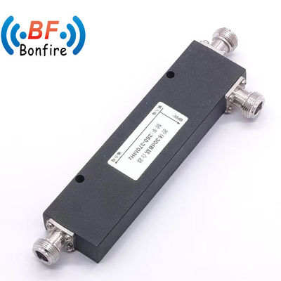 Acoplador direccional de cavidad RF de baja pérdida de Pim de 300W 698MHz-3800MHz 12dB grado de acoplamiento