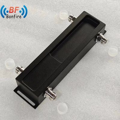 IP65 Calificado 2in 2out 5g 698-3800MHz Combinador de acoplamiento híbrido de RF N-Femino Interior / Exterior