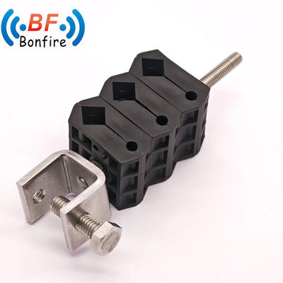 Clampada de cable de torre de autobloqueo de 3 vías de agujero único Rendimiento para cables RF coaxial de 7/8 &quot;