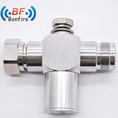 4.3-10 Protector de sobretensiones de RF de mujer a hombre 698-3800MHz Descarga de tubo de gas con enchufe de conexión cuadrada
