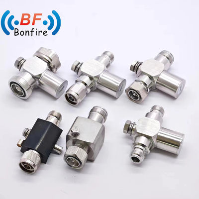 4.3-10 Protector de sobretensiones de RF de mujer a hombre 698-3800MHz Descarga de tubo de gas con enchufe de conexión cuadrada